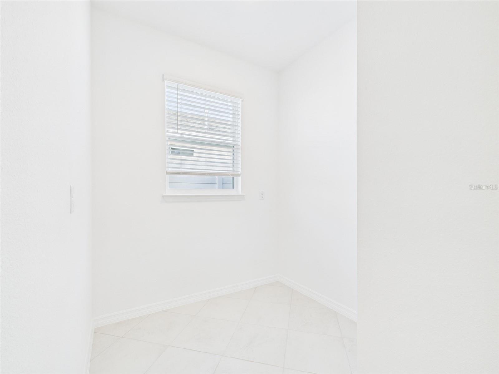 CALESA TOWNSHIP PERLINO GROVE - Residential Lease