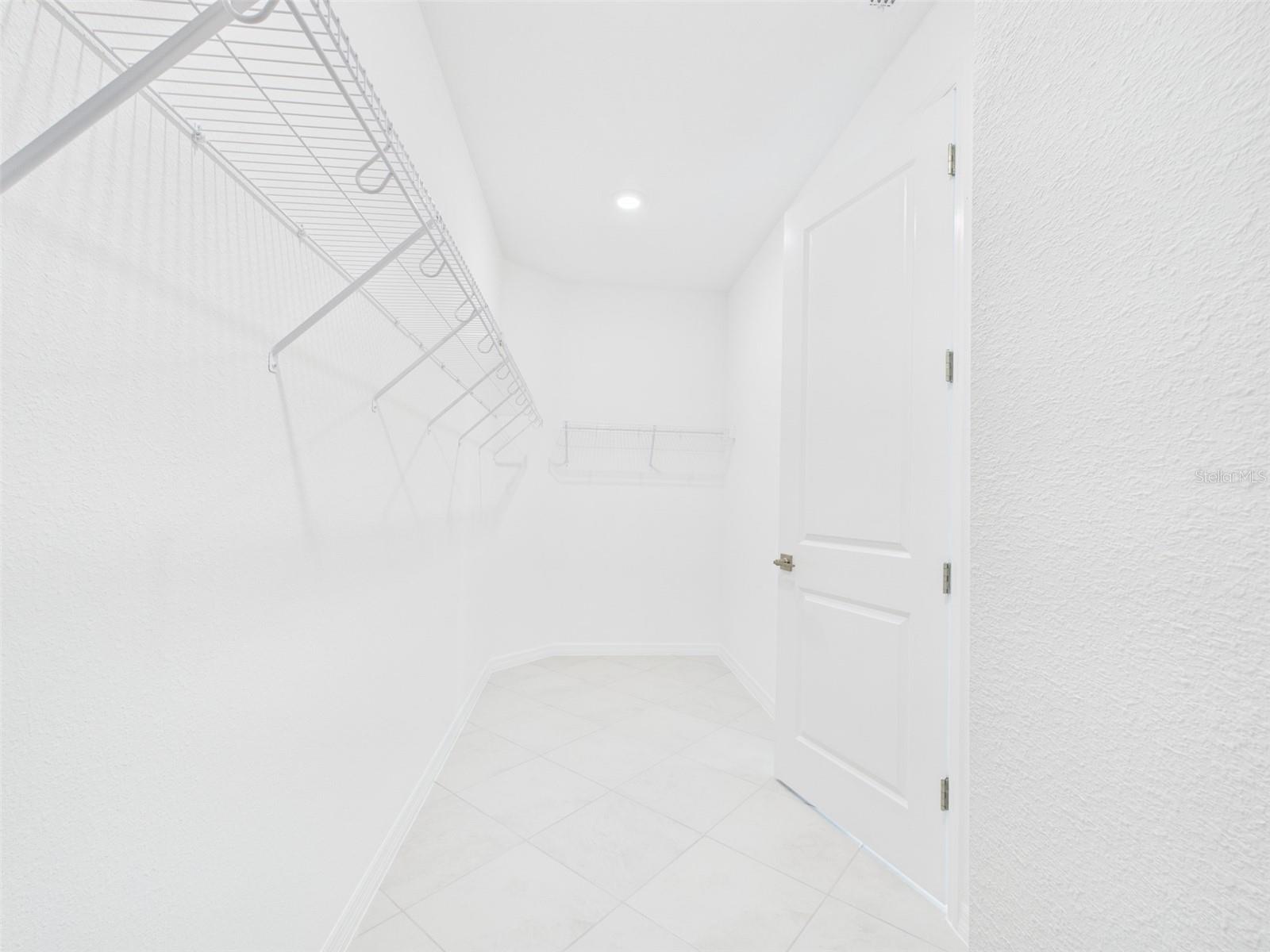 CALESA TOWNSHIP PERLINO GROVE - Residential Lease