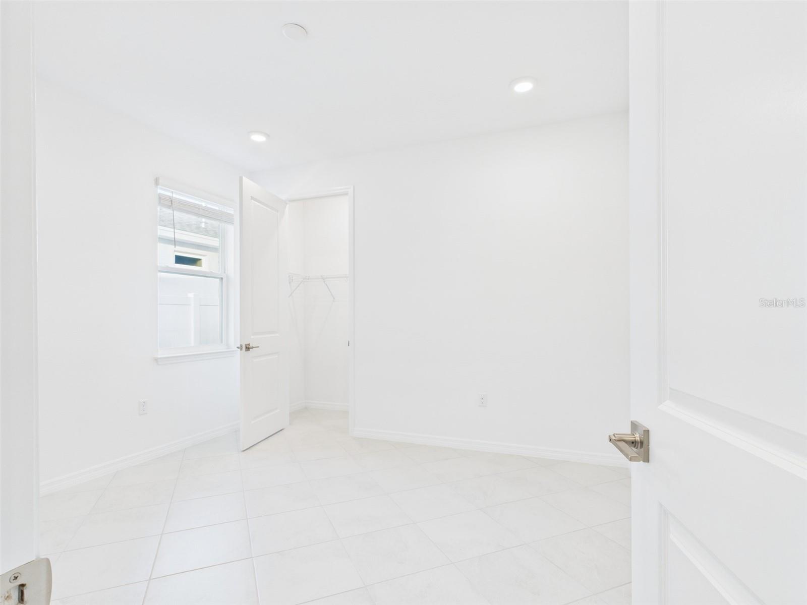 CALESA TOWNSHIP PERLINO GROVE - Residential Lease