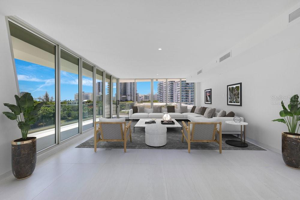 LE PARC CONDOMINIUM - Residential