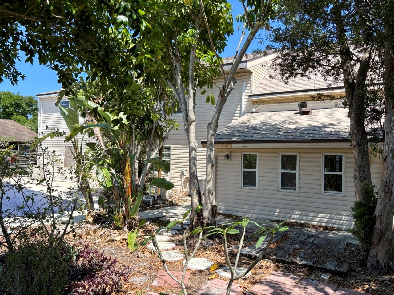 HARBOR WOODS - Residential
