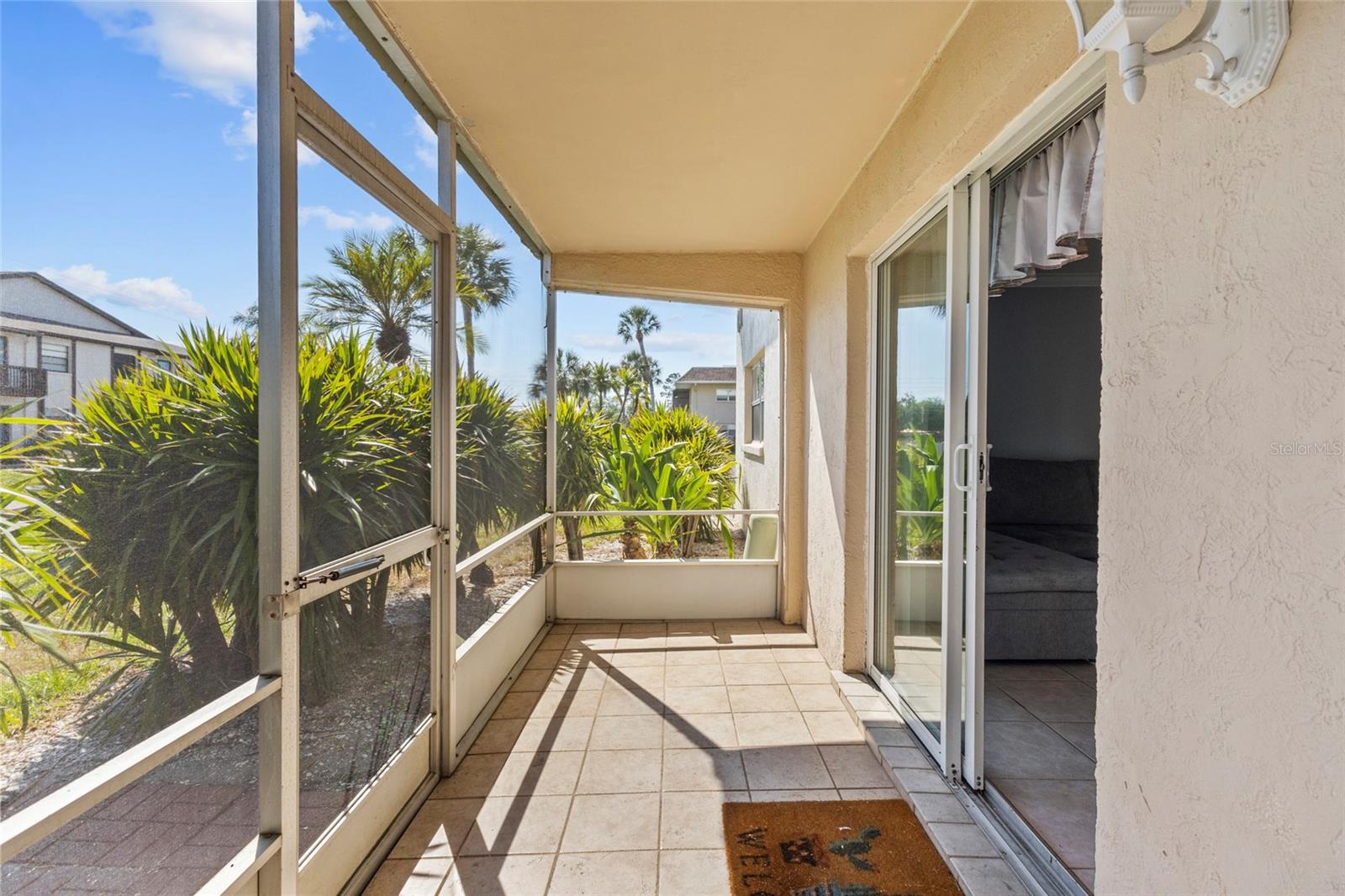 SABAL PALM GARDENS PH I - Residential