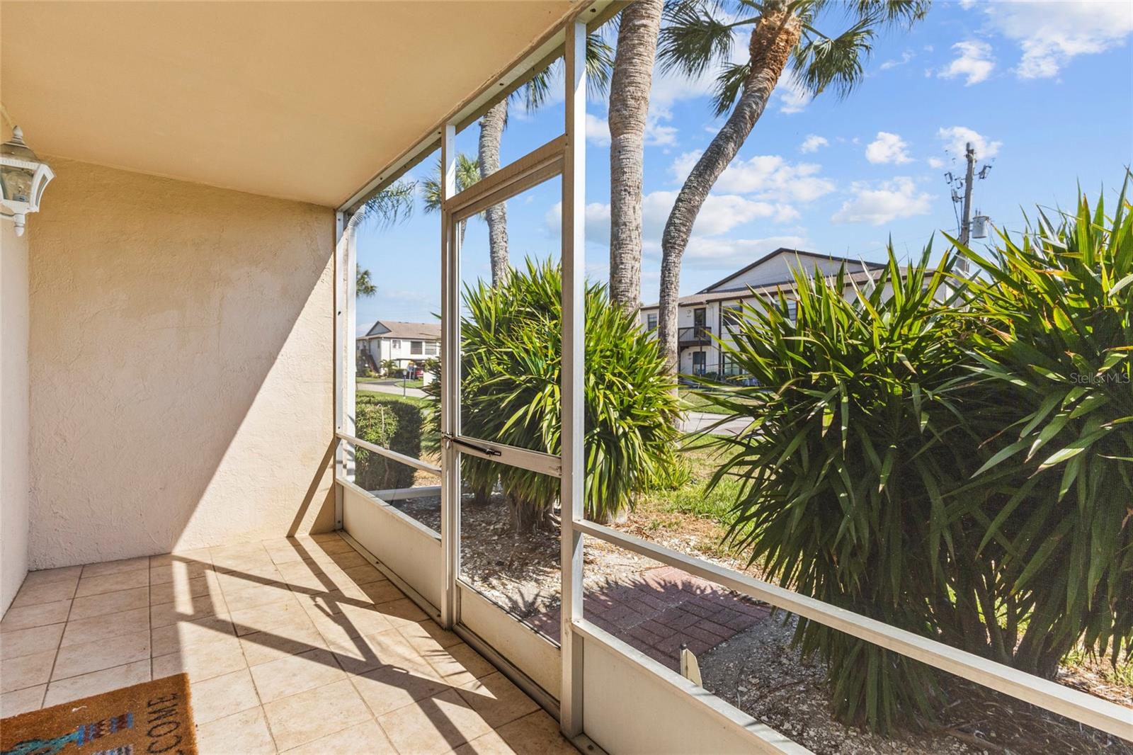 SABAL PALM GARDENS PH I - Residential