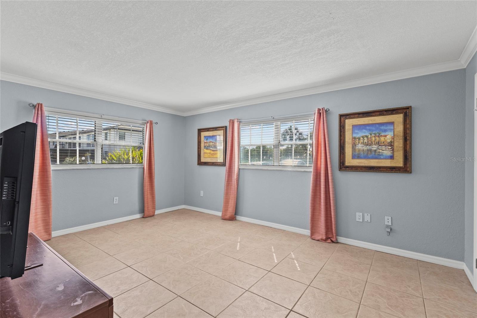 SABAL PALM GARDENS PH I - Residential