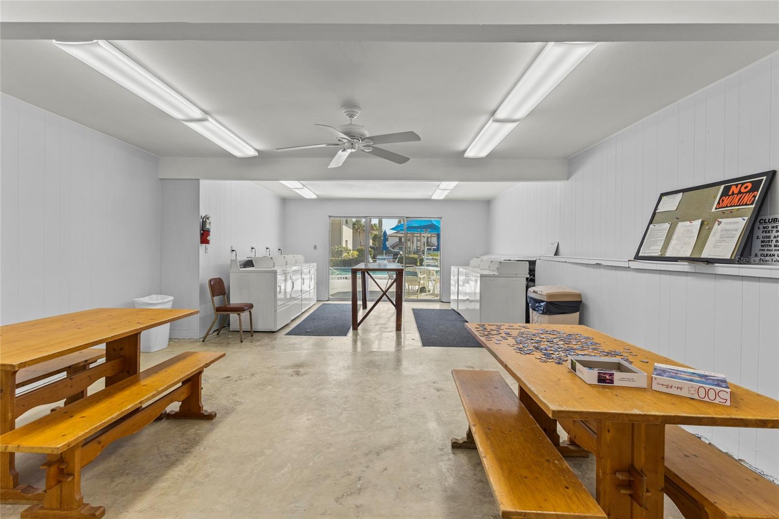 SABAL PALM GARDENS PH I - Residential