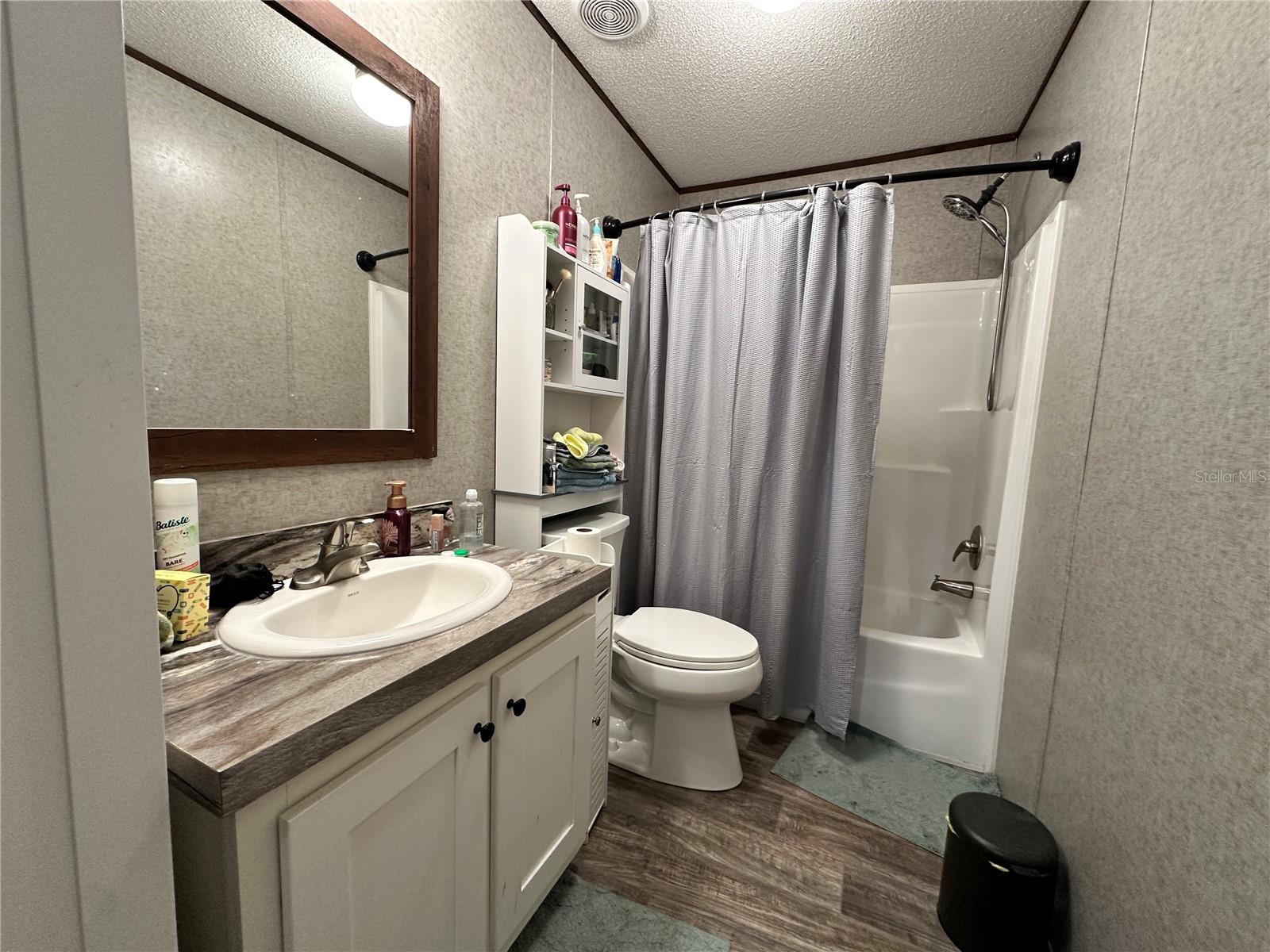 WILLISTON HIGHLANDS UNIT 5 - Residential