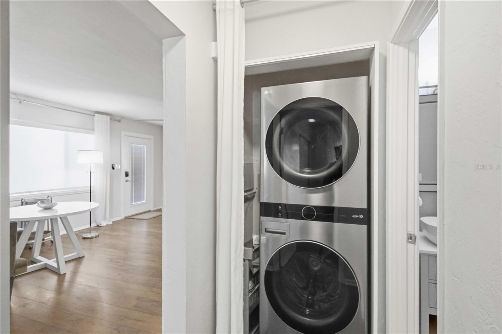 HUDSON PARK - Residential