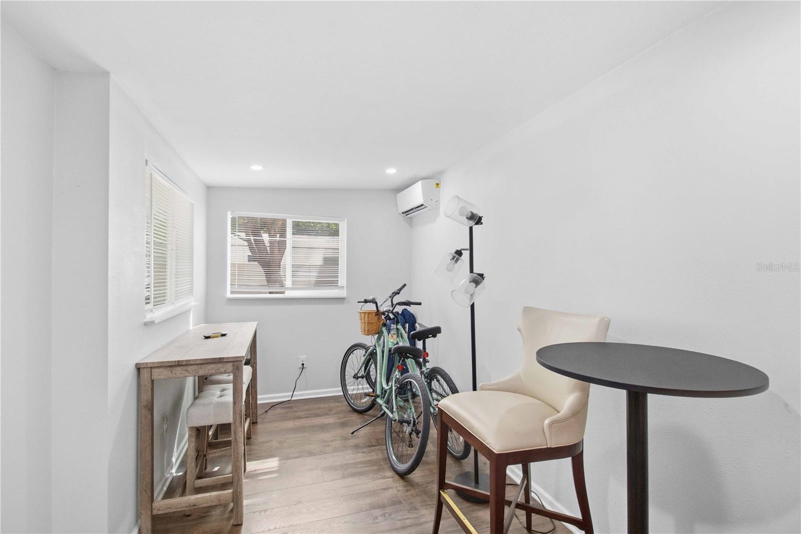 HUDSON PARK - Residential