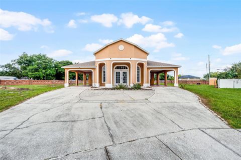 Photo of 6306 Royal Tern Street, Orlando, FL 32810 (MLS # O6342786) Photo of 6306 Royal Tern Street, Orlando, FL 32810 (MLS # O6342786)