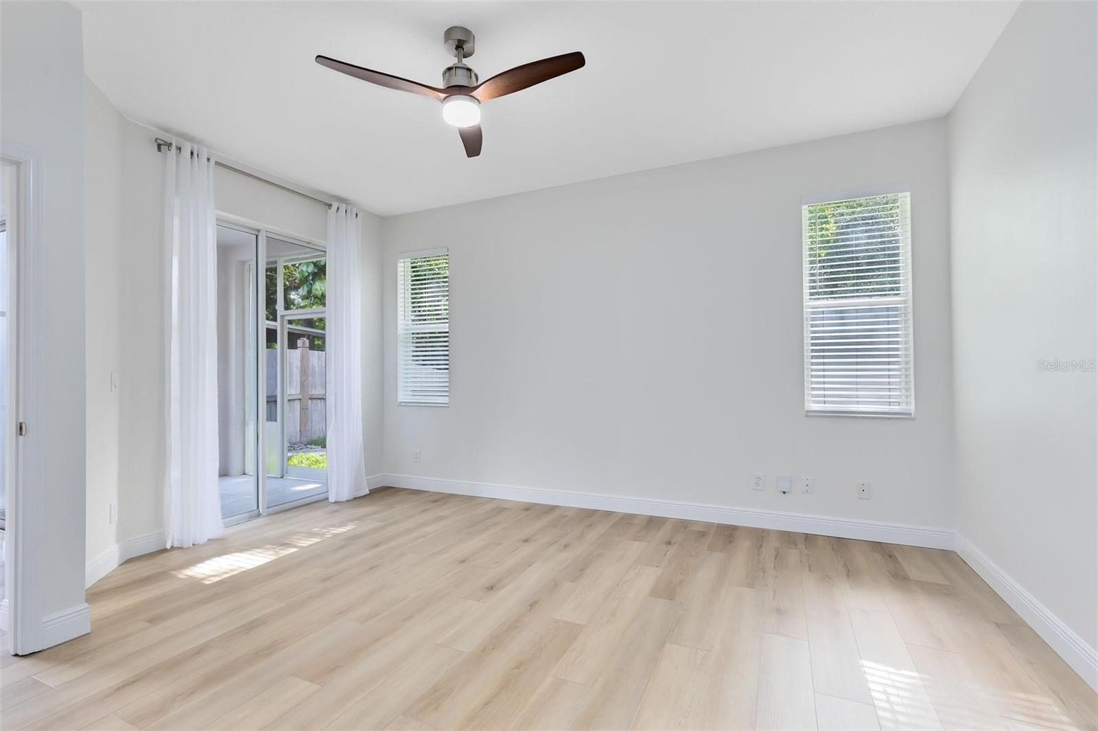 UNIVERSITY PINES - Residential