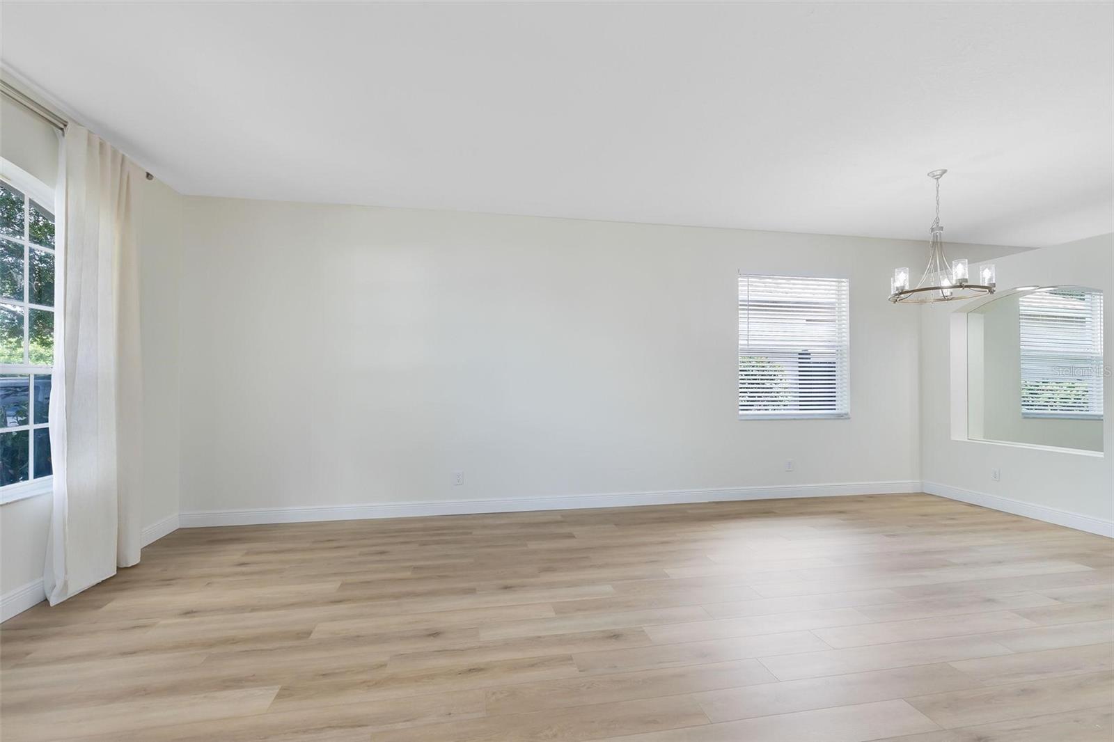 UNIVERSITY PINES - Residential