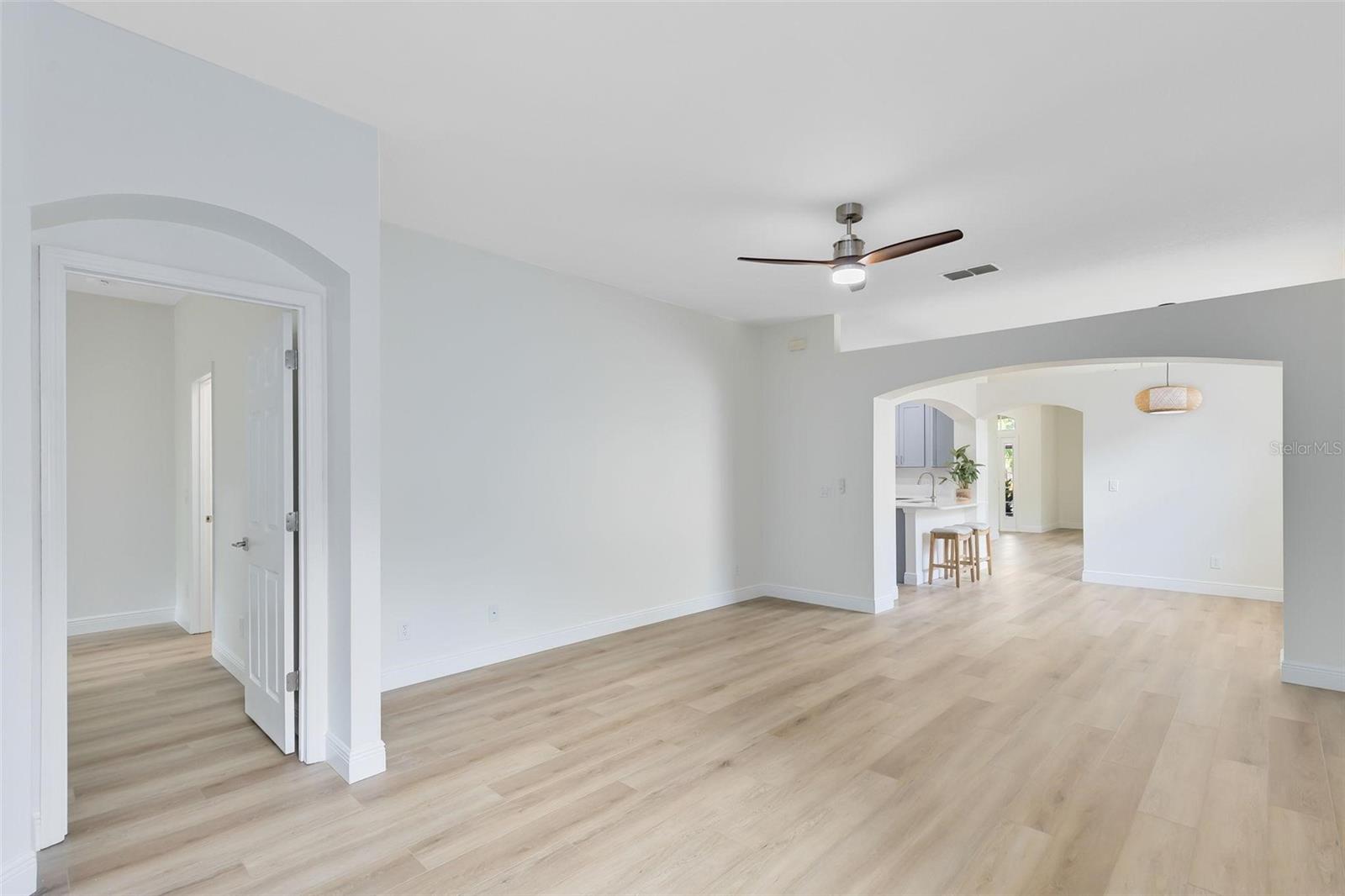 UNIVERSITY PINES - Residential