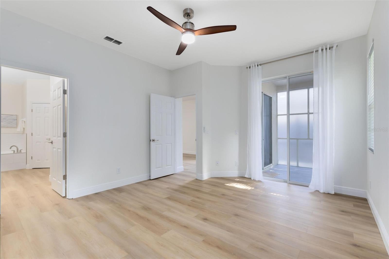 UNIVERSITY PINES - Residential