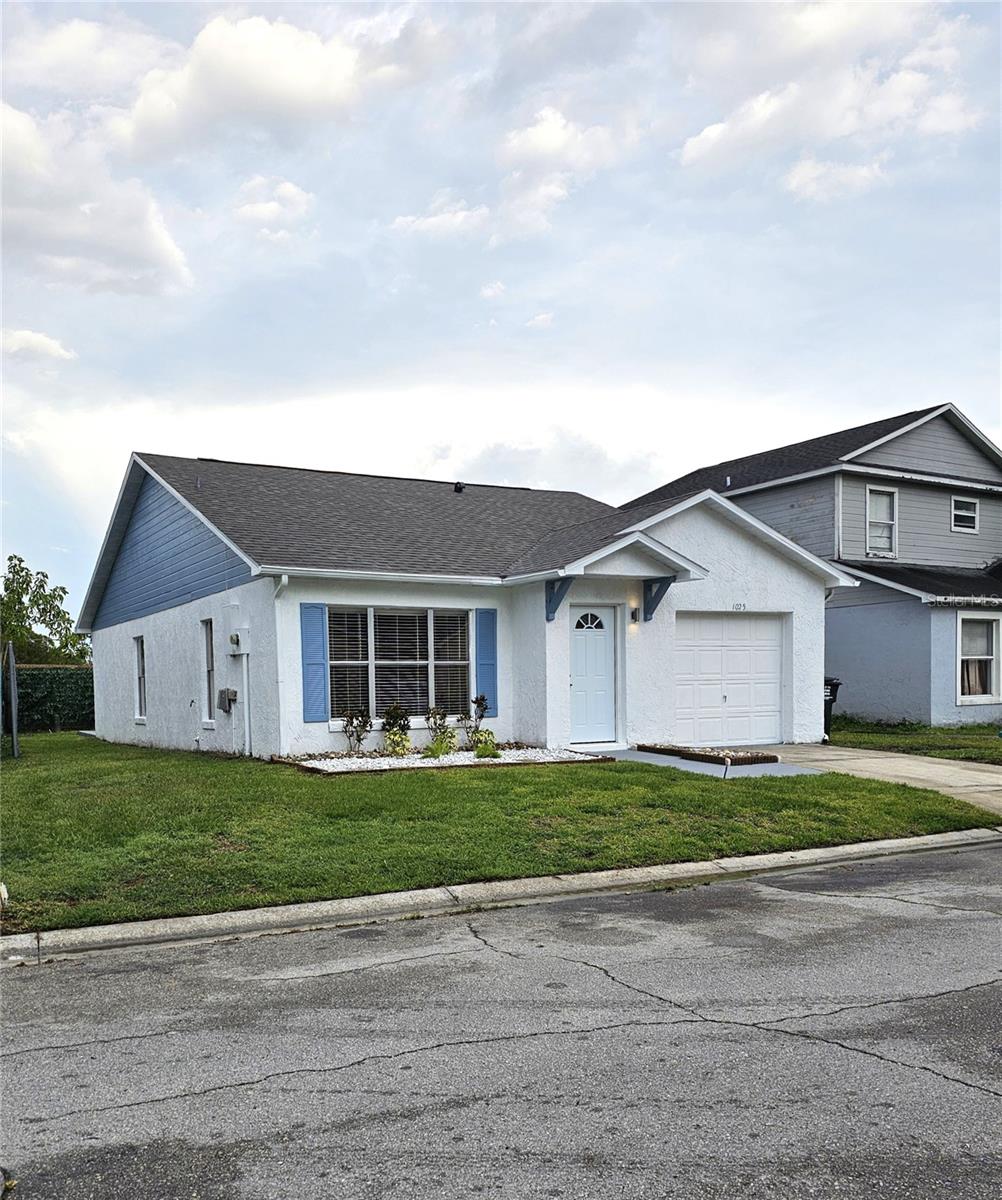 1025 CLOVERCREST ROAD