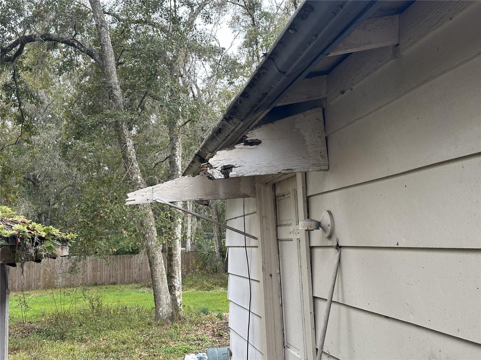 GARDEN GROVE - Residential