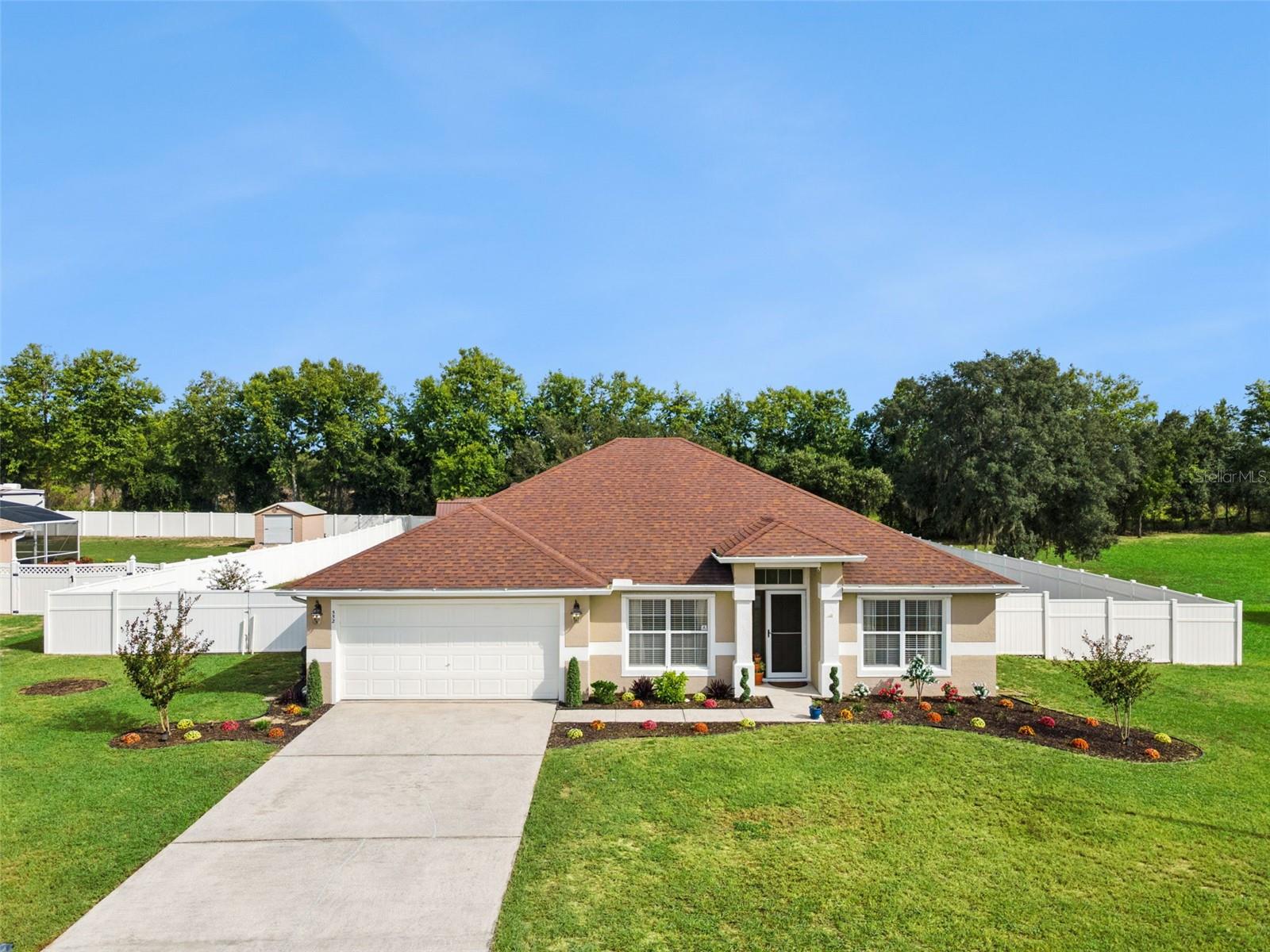 552 HATCHWOOD DRIVE