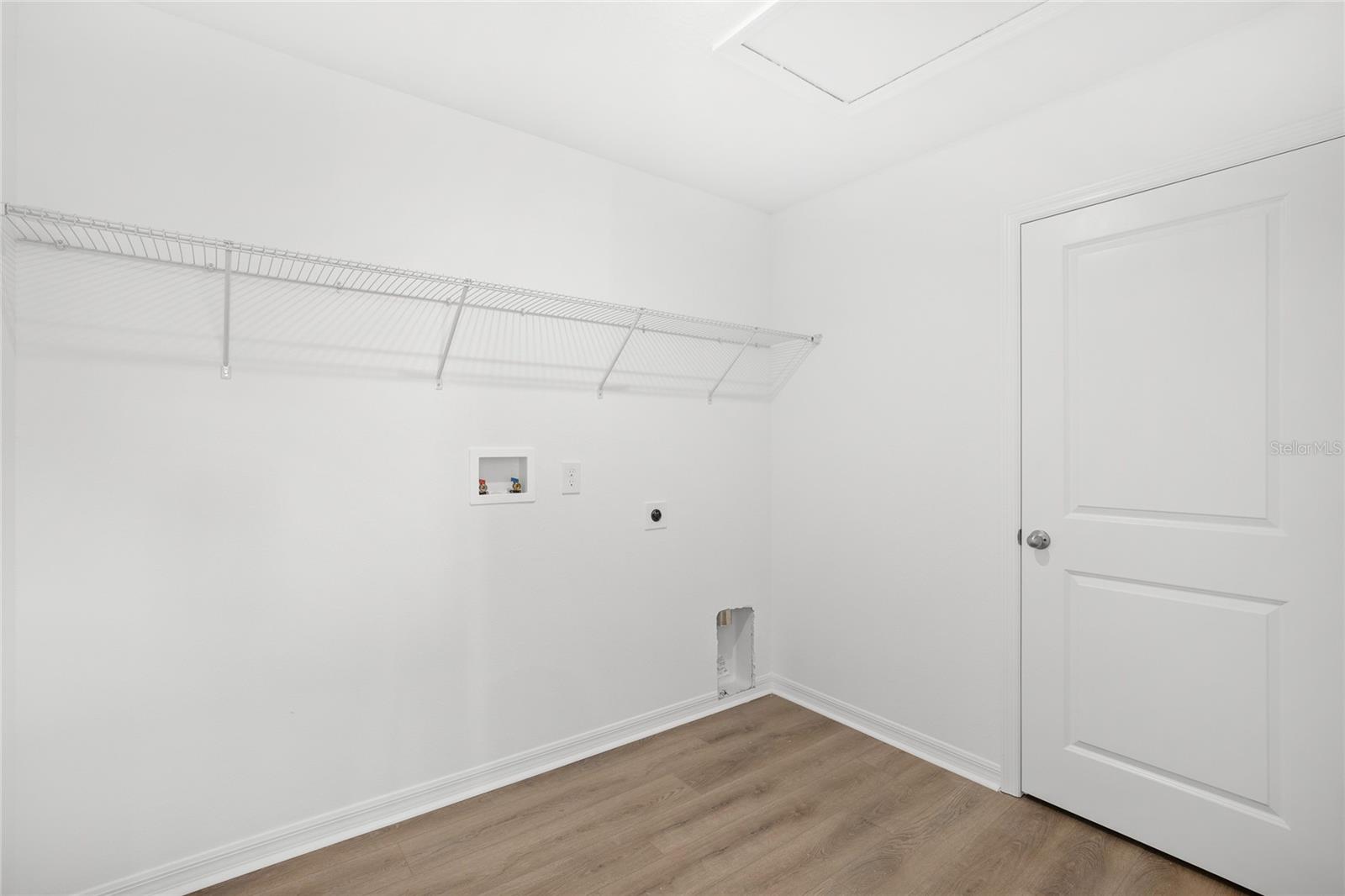 HAWKS RUN - Residential