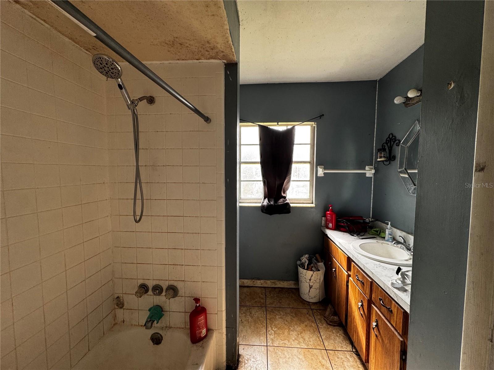 SOUTH SANFORD - Residential