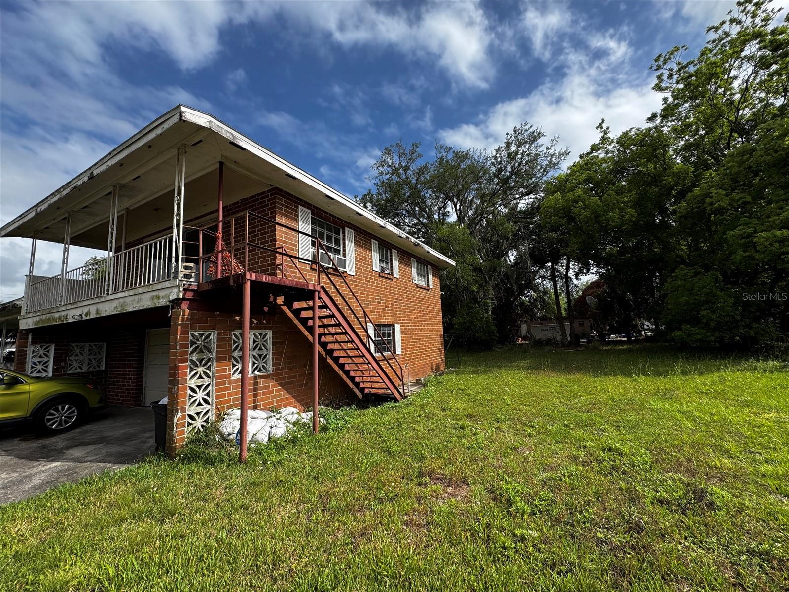 SOUTH SANFORD - Residential