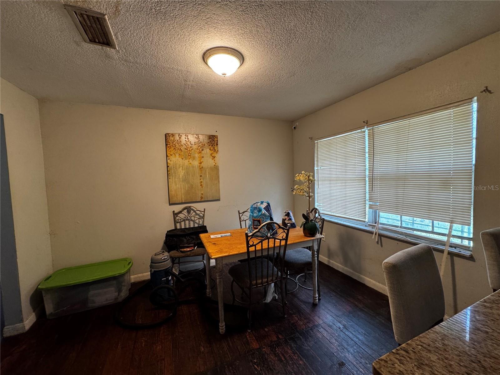SOUTH SANFORD - Residential