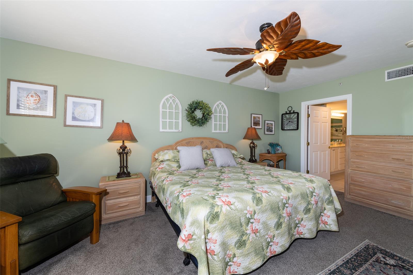 Bouchelle Island Condo - Residential