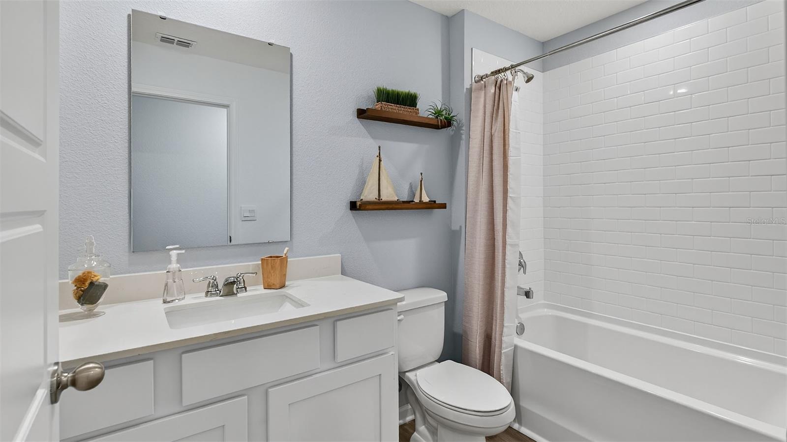 GRAND RESERVE AND GOLF CLUB - Residential