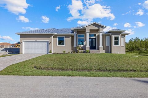 A home in PORT CHARLOTTE