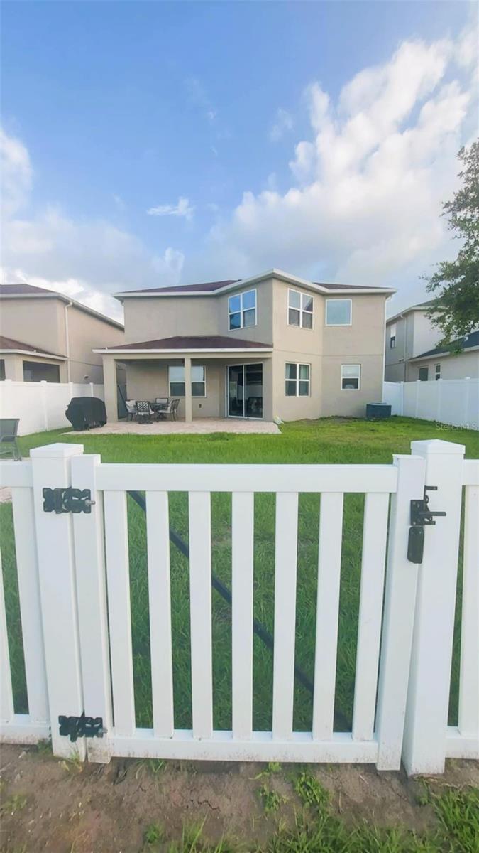 11542 BRIGHTON KNOLL LOOP