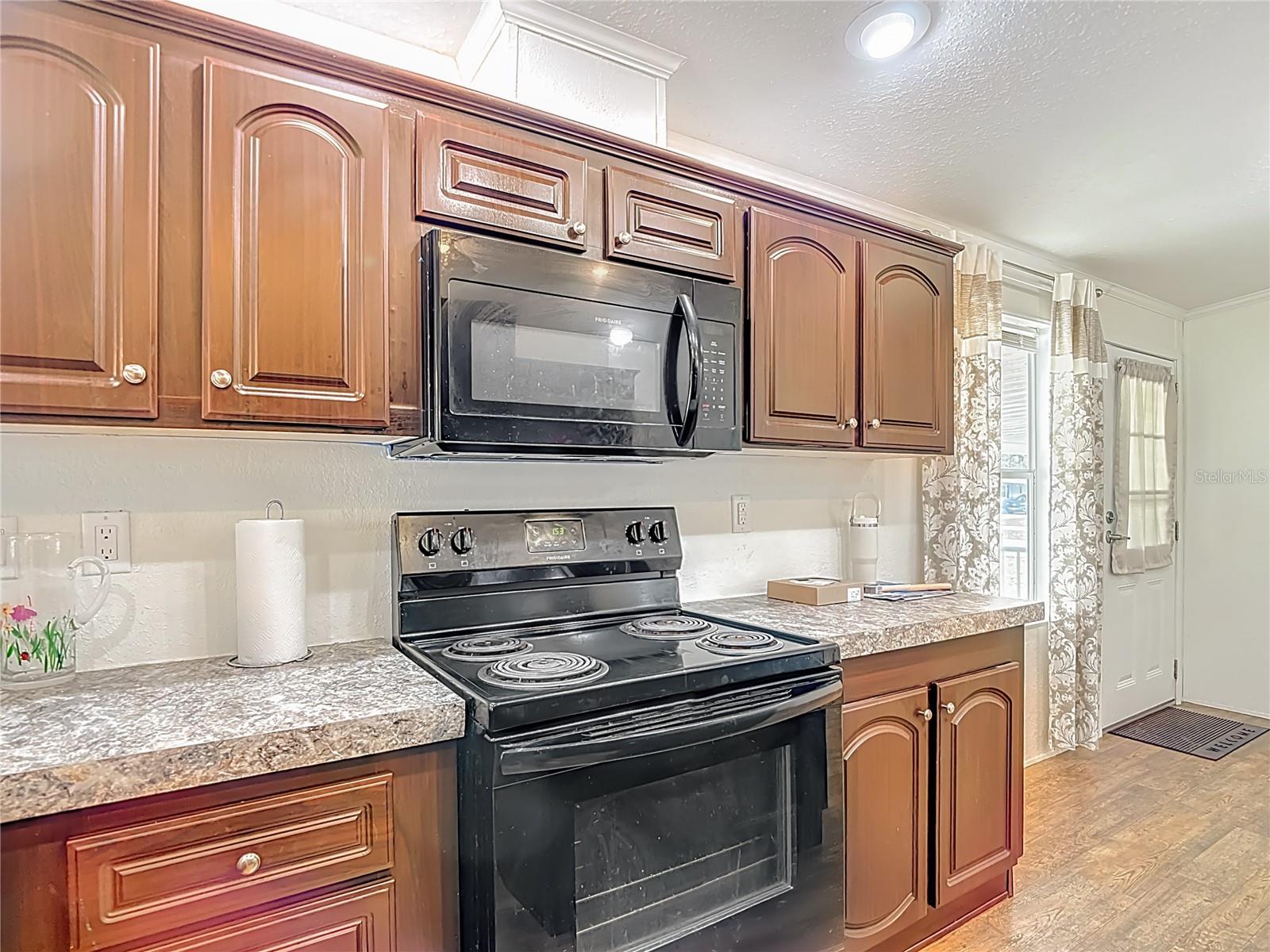 BROOKRIDGE COMM - Residential