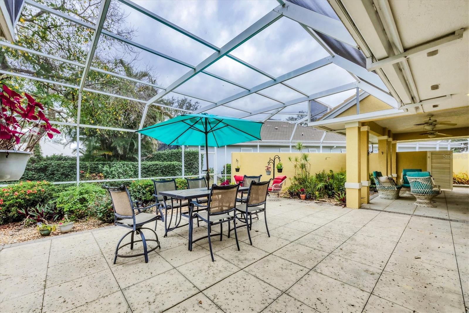 PLANTATION WOODS - Residential