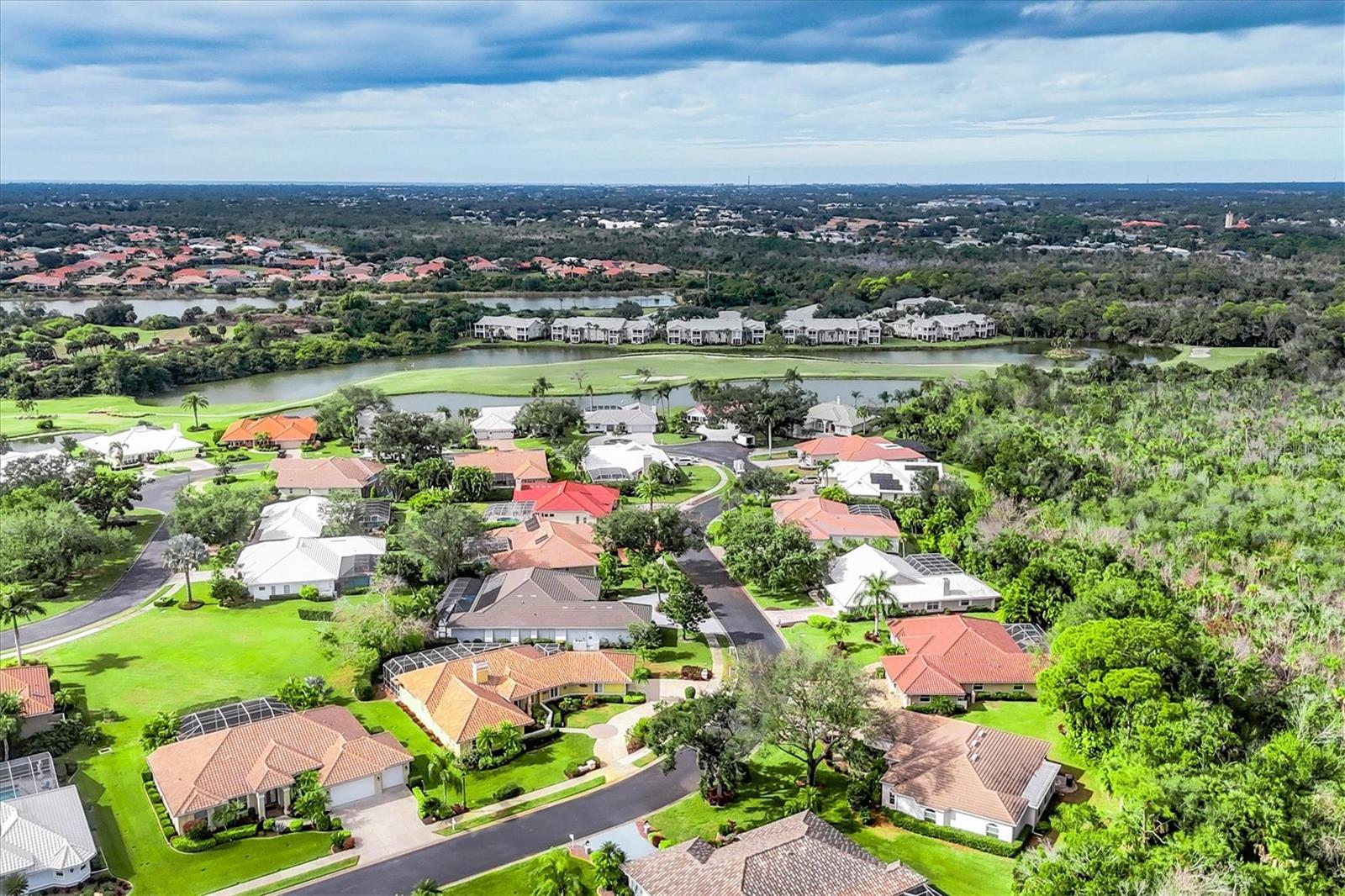 PLANTATION WOODS - Residential