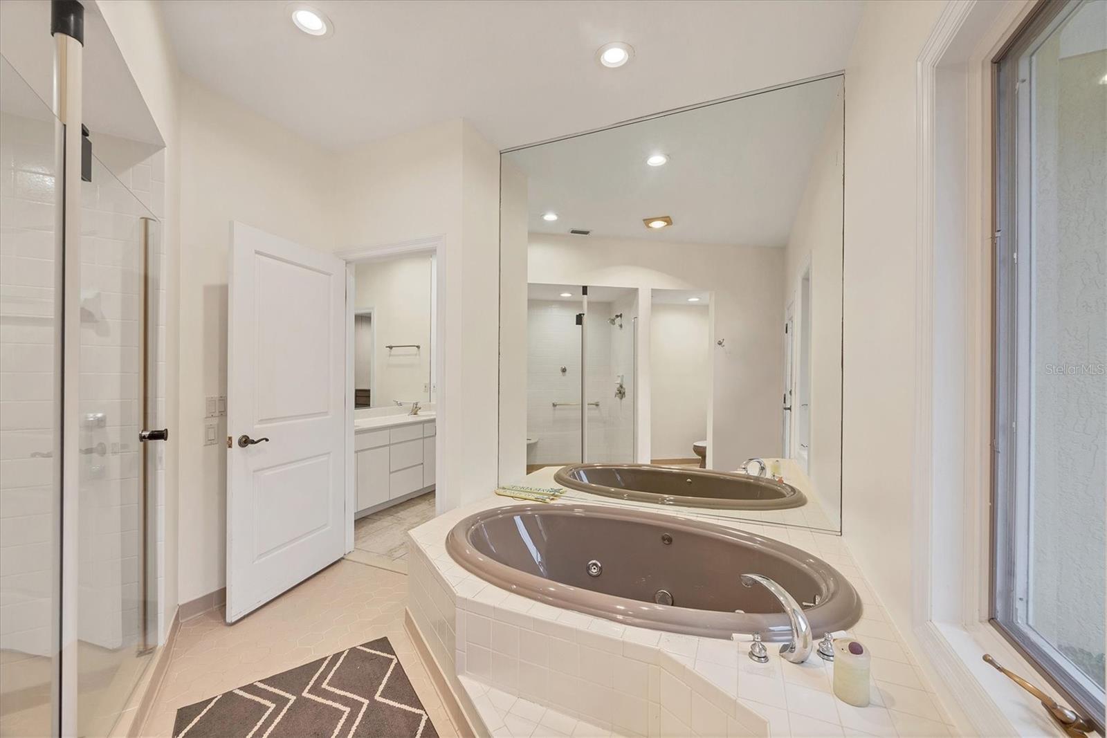 PLANTATION WOODS - Residential