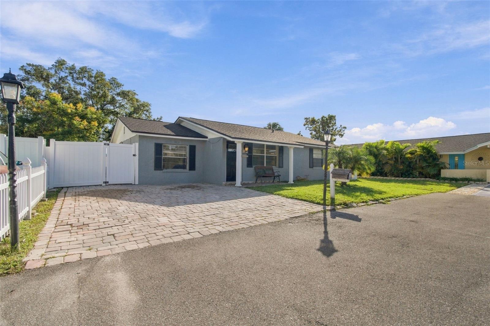 10118 WHEATLEY HILLS COURT