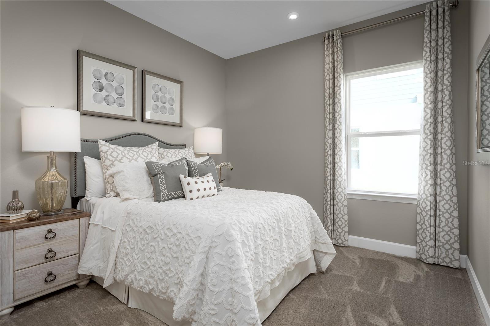 LAKE MATTIE PRESERVE ESTATES - Residential