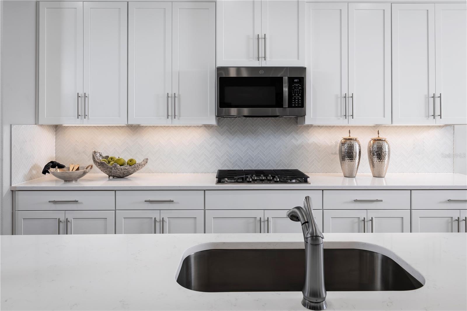 LAKE MATTIE PRESERVE ESTATES - Residential