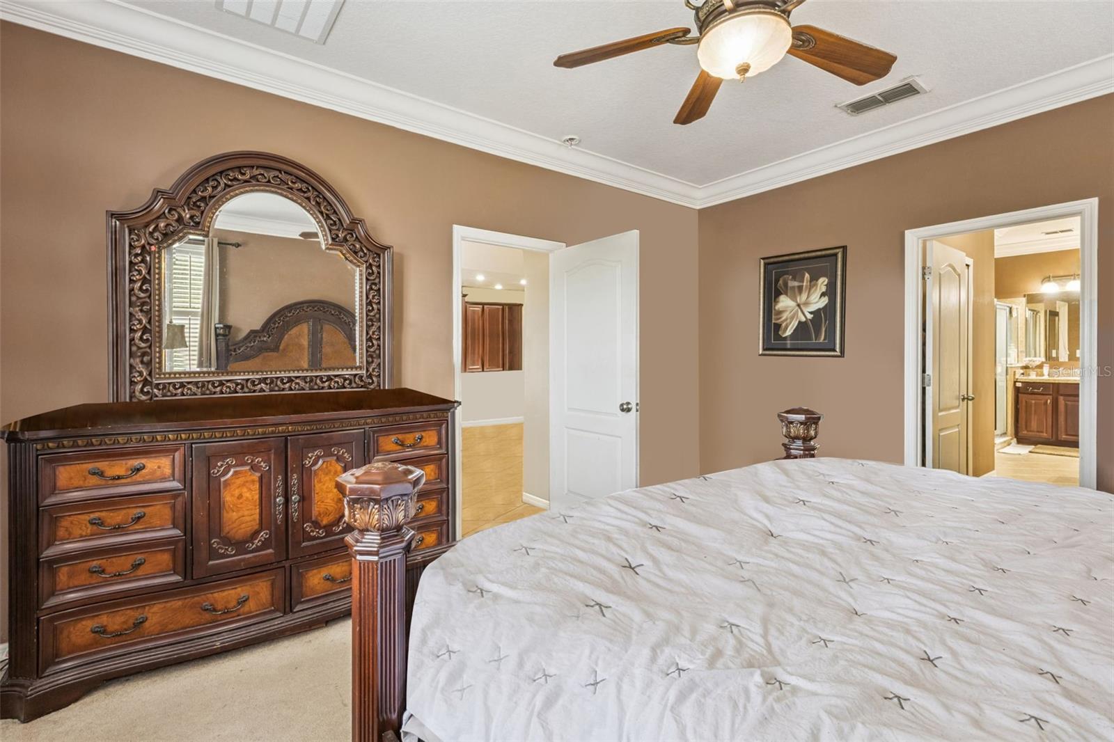 FOXCHASE - Residential