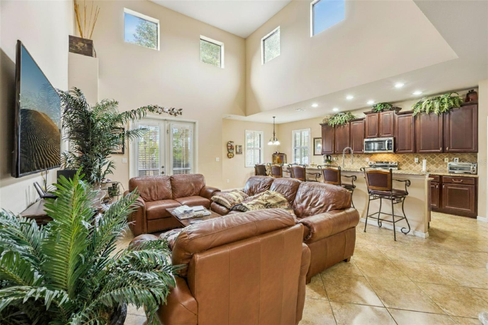 FOXCHASE - Residential