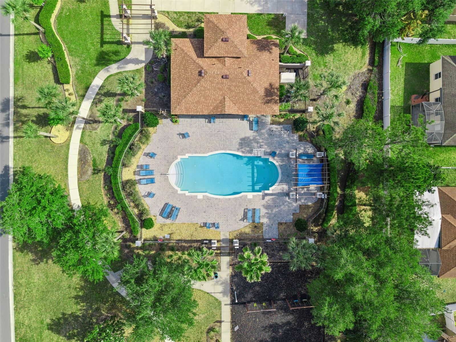 FOXCHASE - Residential