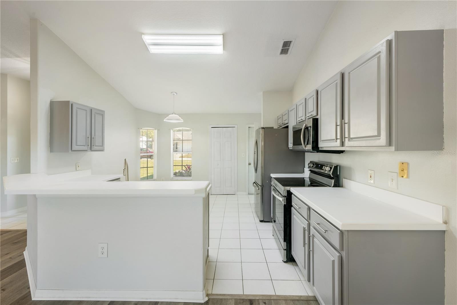 GREATER GROVES PH 04 - Residential