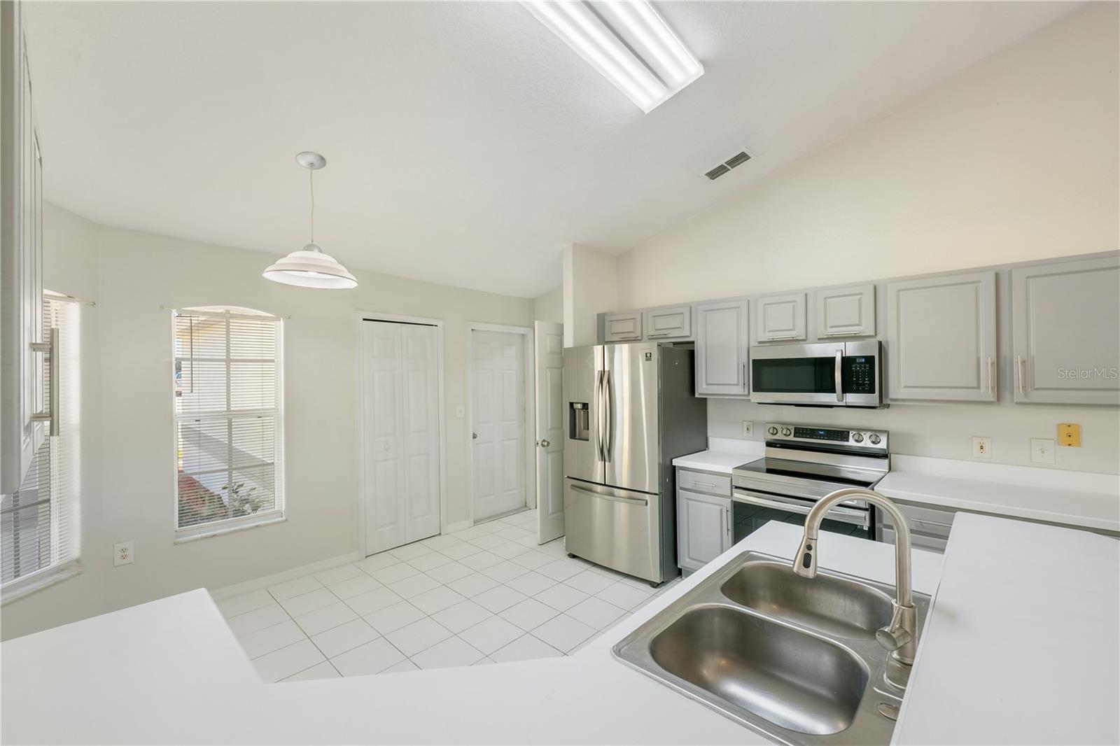 GREATER GROVES PH 04 - Residential