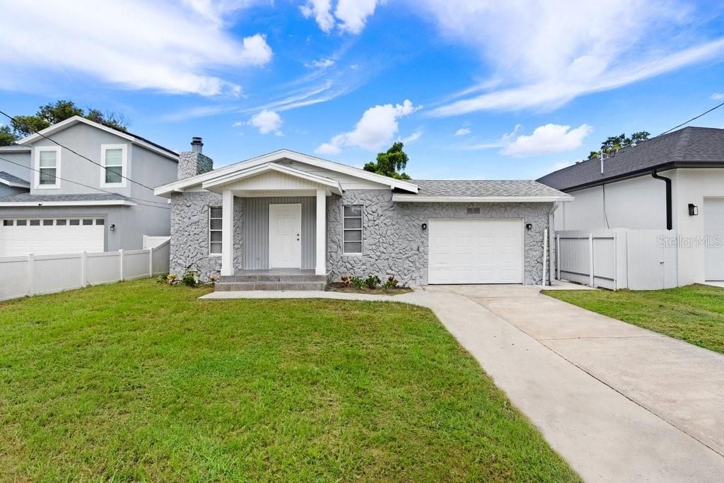 Photo of 2515 W Hiawatha Street, Tampa, FL 33614 (MLS # TB8425209)