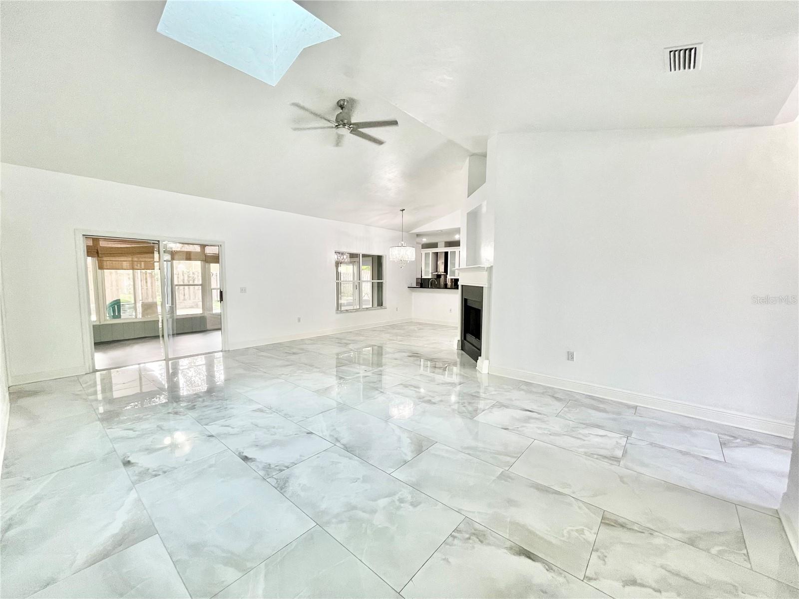 CAPRI CLUSTER PH III - Residential Lease