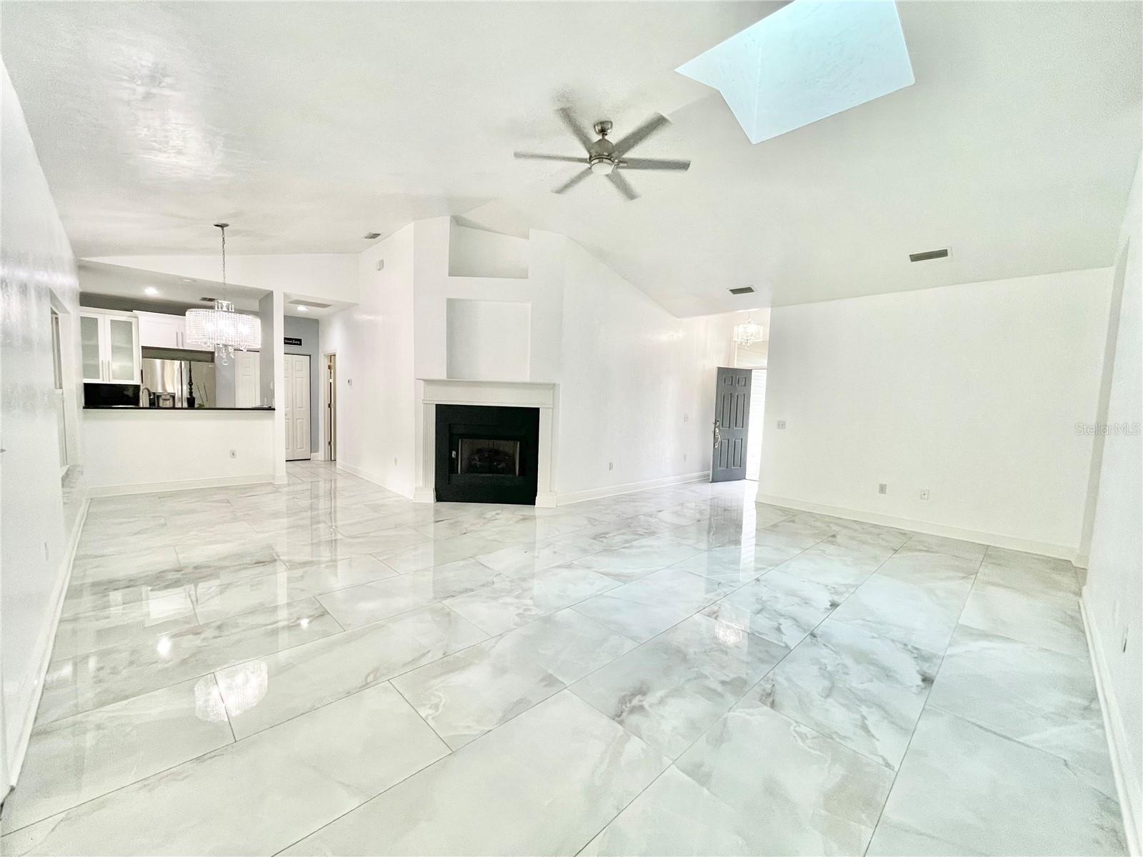 CAPRI CLUSTER PH III - Residential Lease