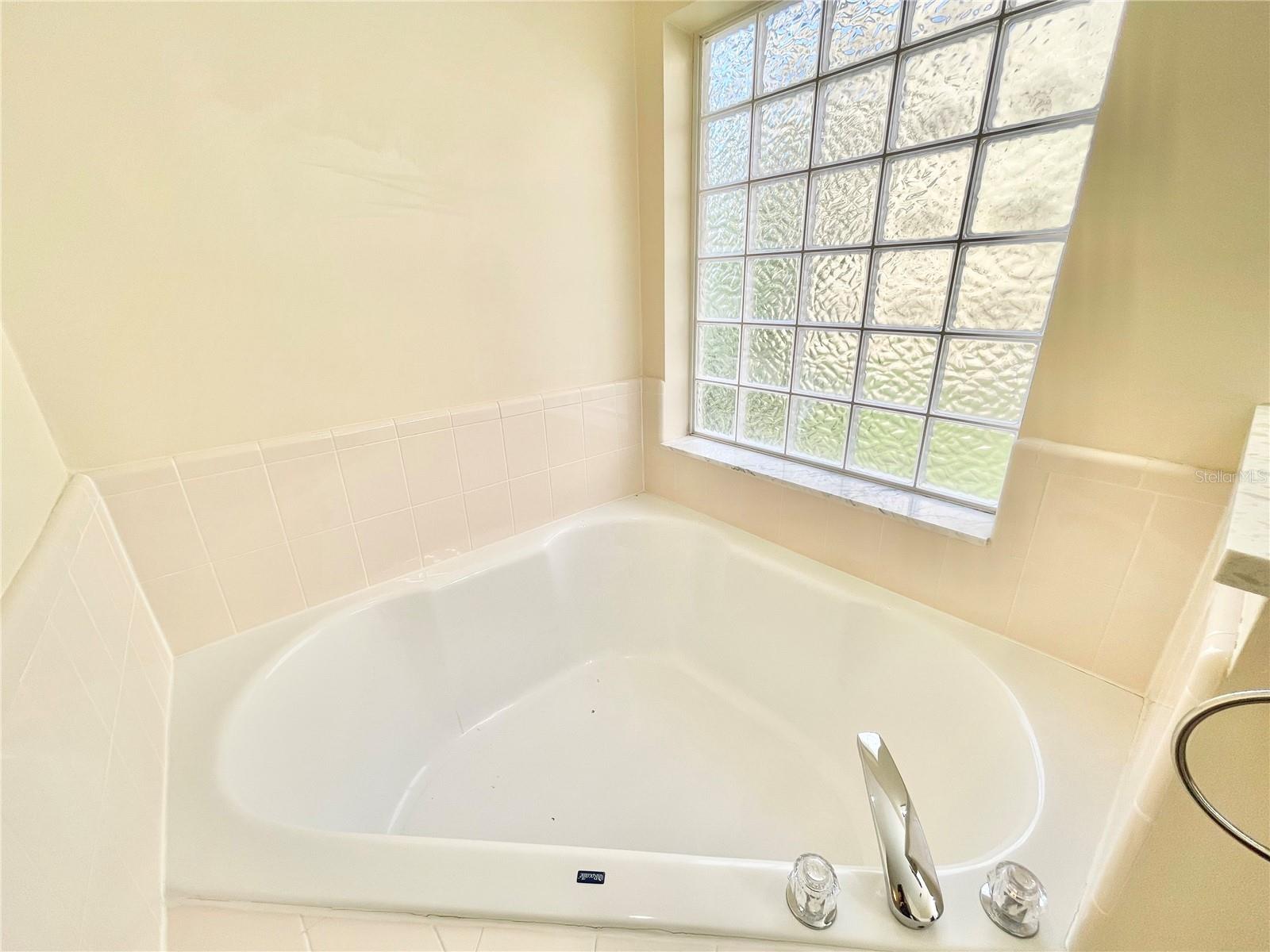 CAPRI CLUSTER PH III - Residential Lease