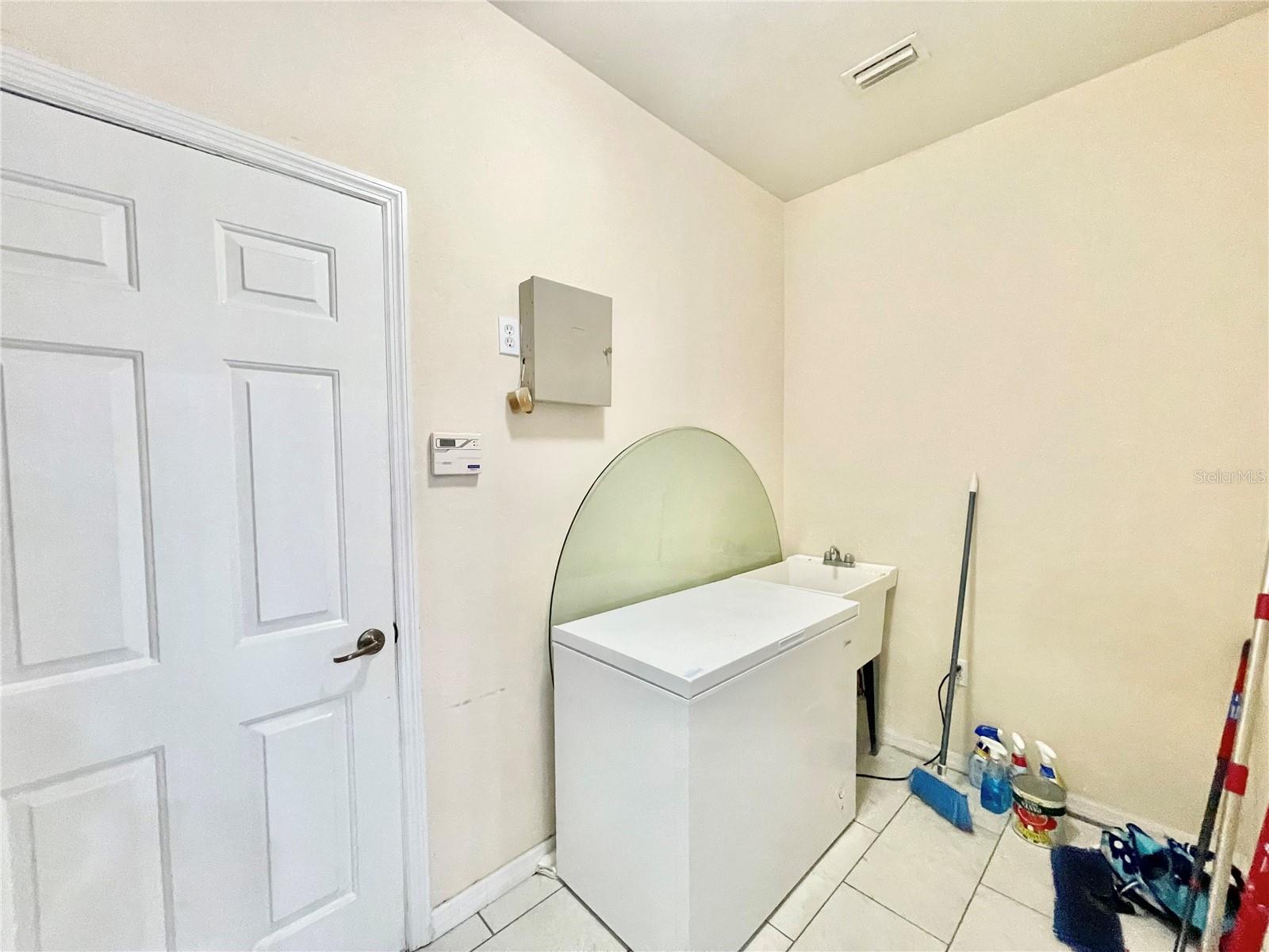 CAPRI CLUSTER PH III - Residential Lease