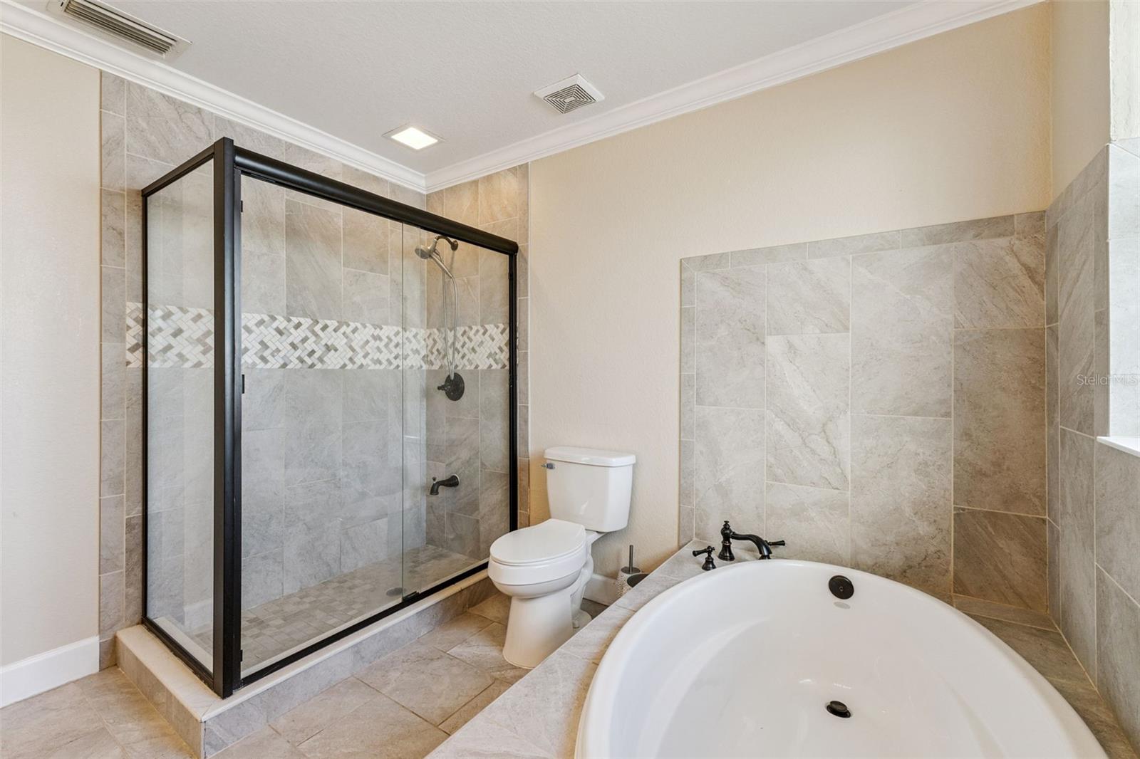 COURTLEA OAKS PH 02B - Residential