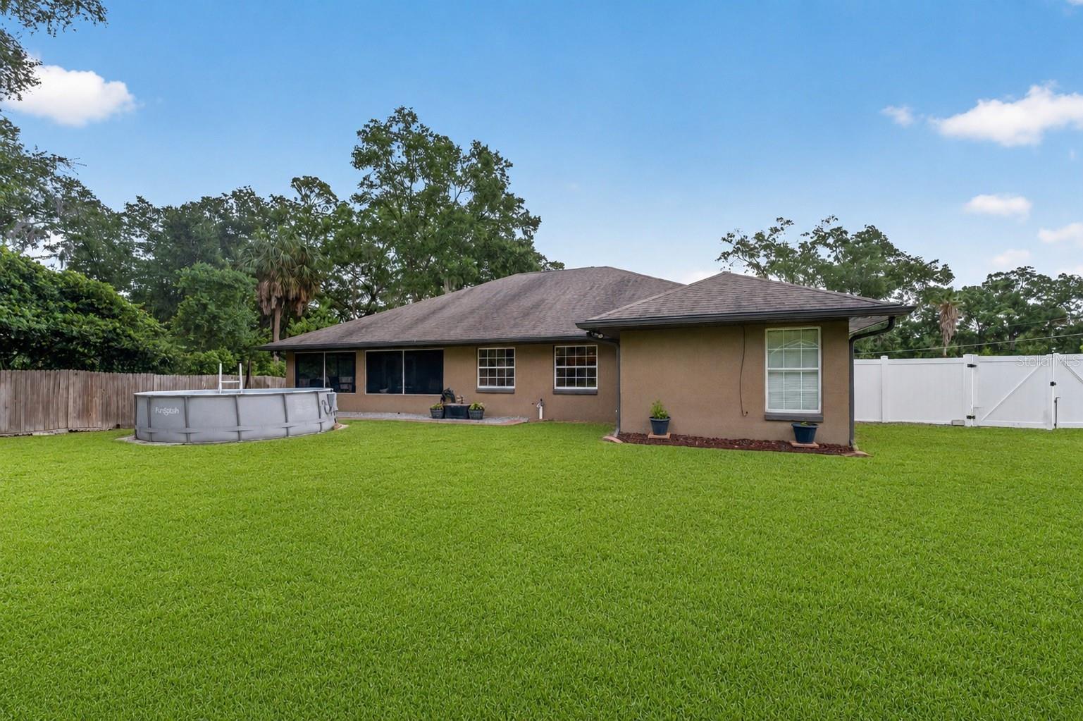 GOLDEN GLEN - Residential