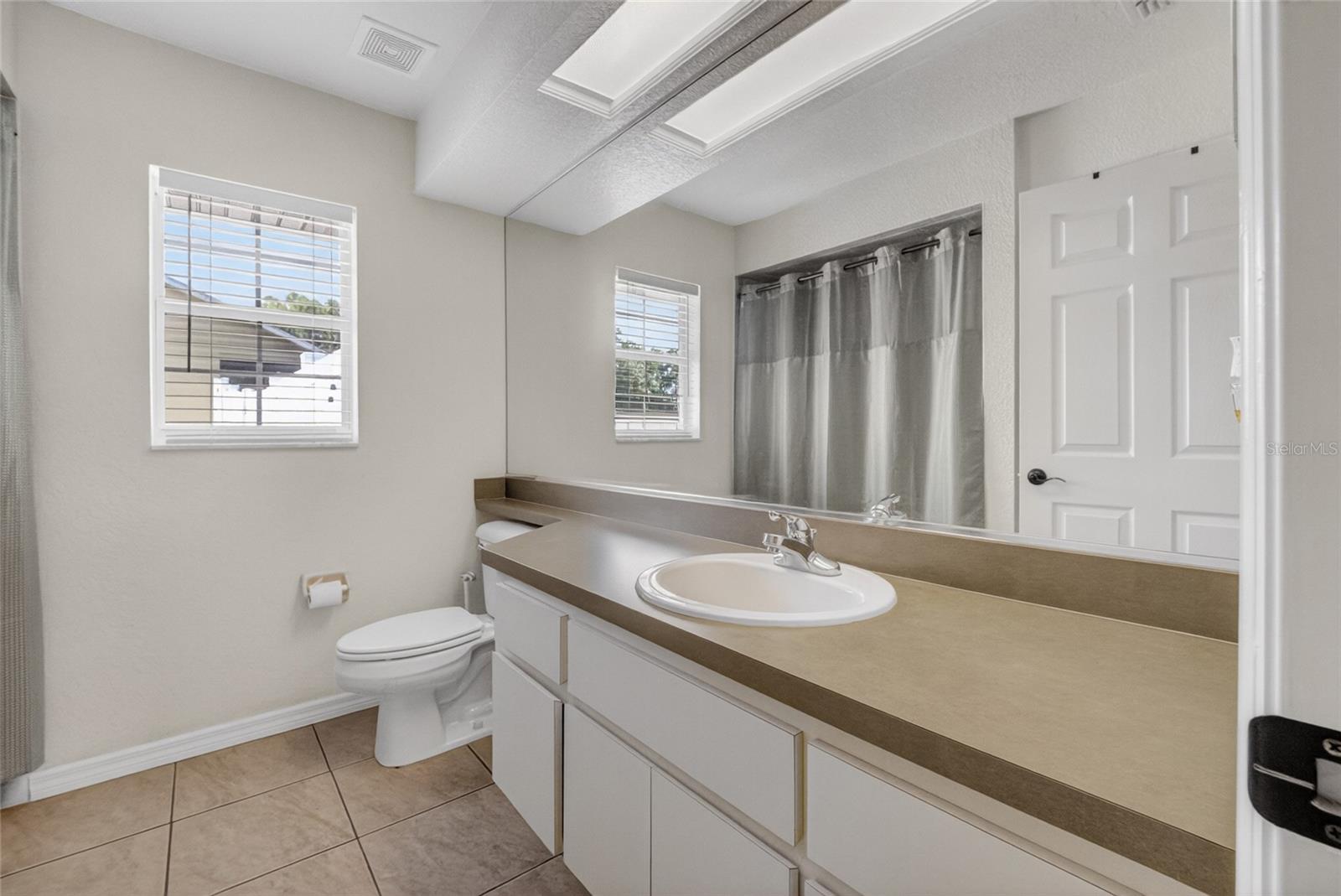 GOLDEN GLEN - Residential
