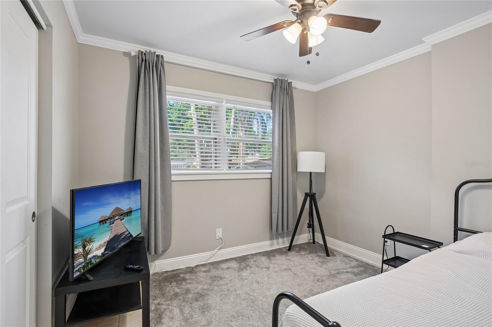 DOUGLAS MANOR ESTATES 1ST ADD - Residential