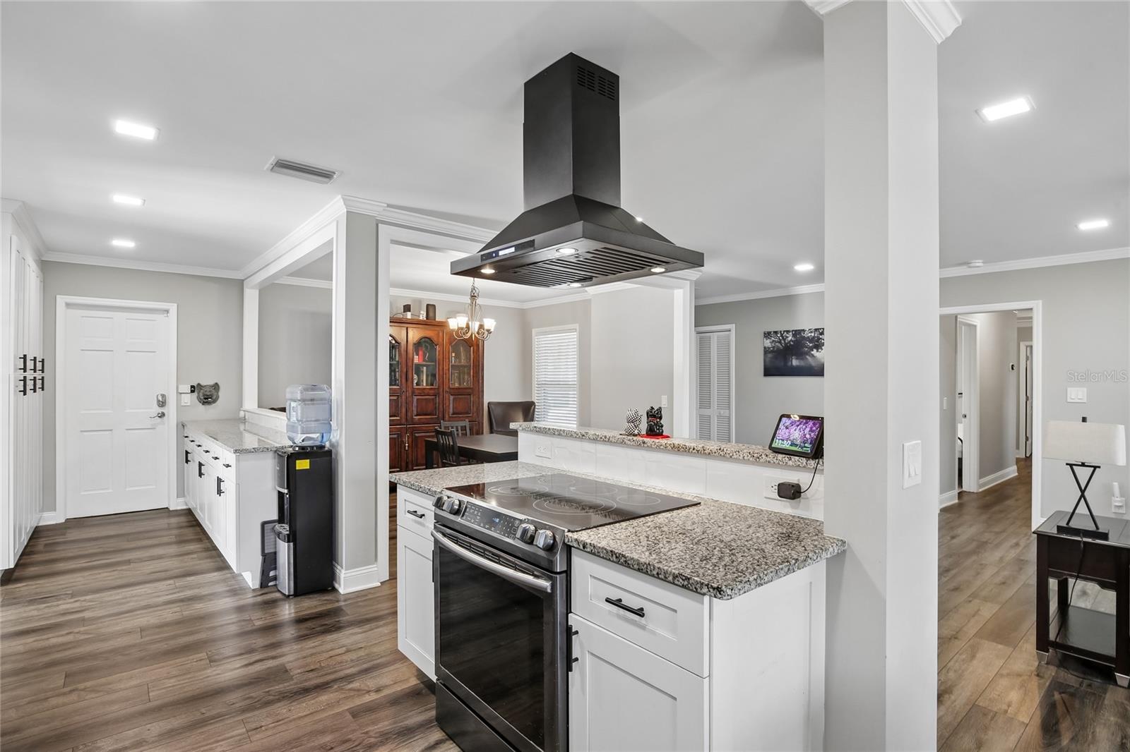 DOUGLAS MANOR ESTATES 1ST ADD - Residential